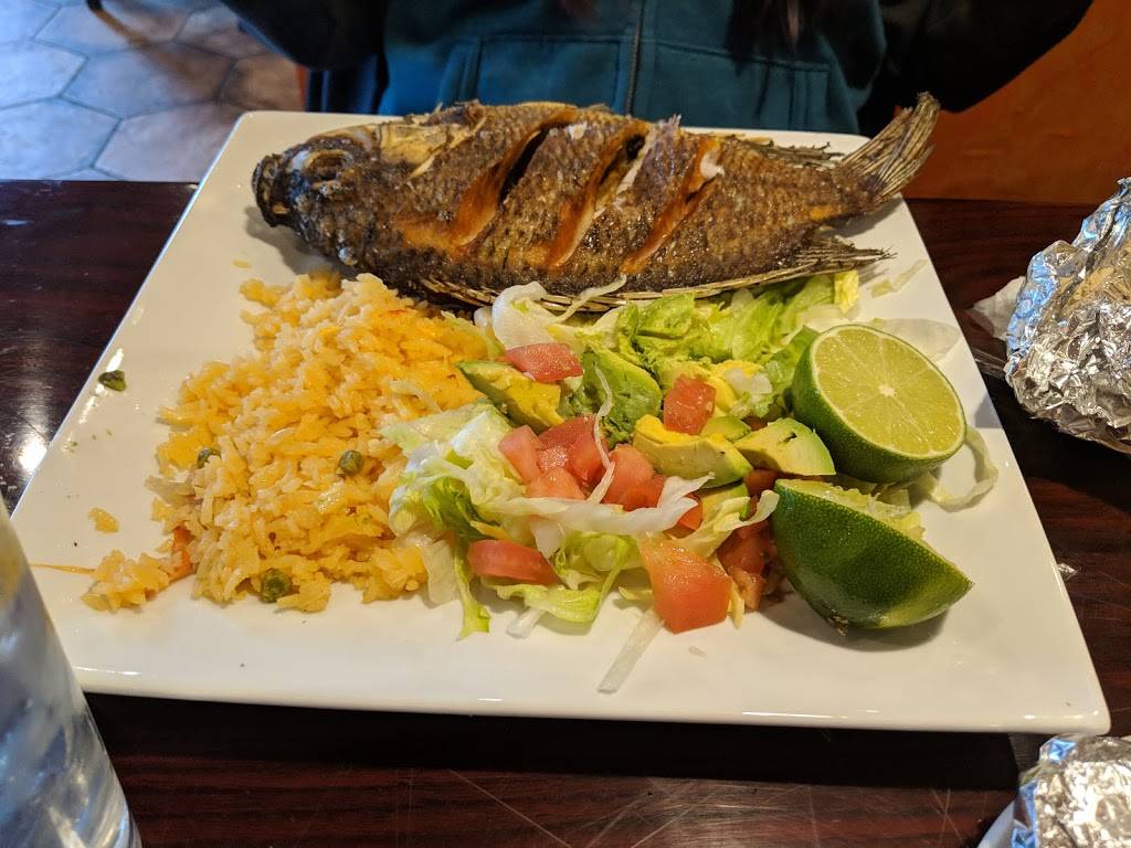 El Maya Mexican Grill | restaurant | 1300 Centerville Rd, Wilmington, DE 19808, USA | 3023847777 OR +1 302-384-7777