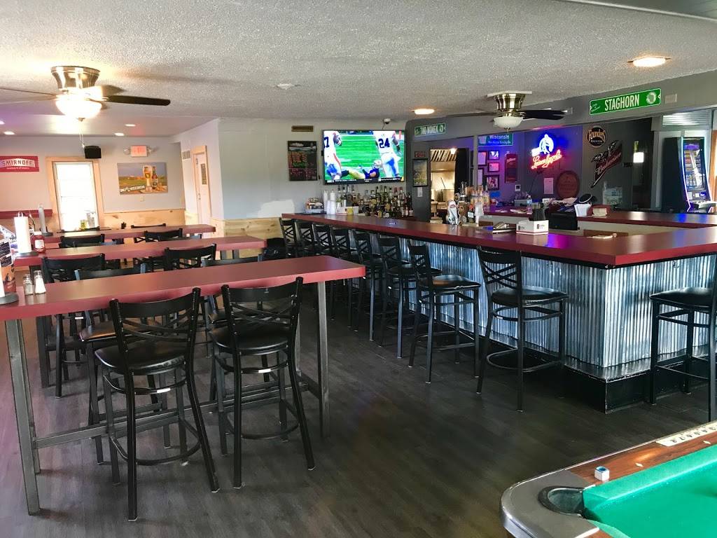 Spankys Sports Bar & Grill | restaurant | 485 S Jefferson St, Waterford, WI 53185, USA | 2623327223 OR +1 262-332-7223
