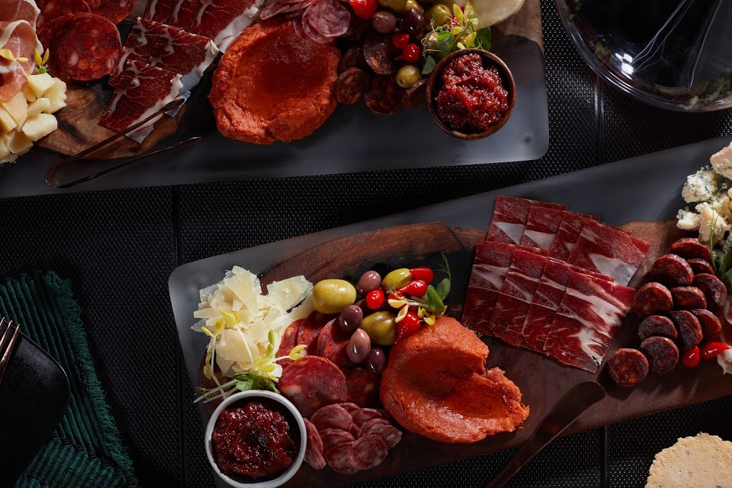 MDRD | restaurant | 187 Monroe Ave NW 27th Floor, Grand Rapids, MI 49503, USA | 6167766425 OR +1 616-776-6425