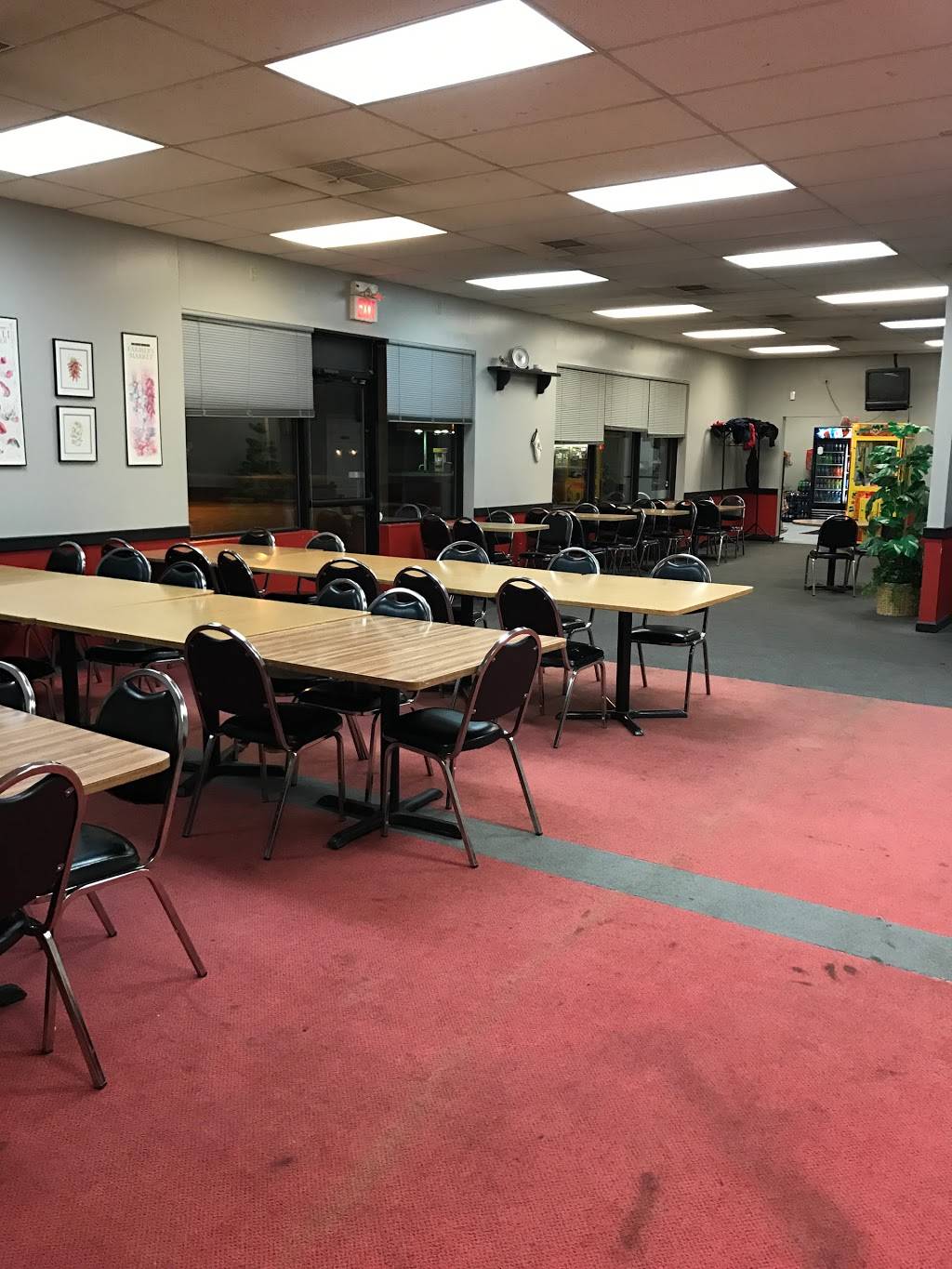 Coccas Pizza | restaurant | 1494 W Liberty St, Hubbard, OH 44425, USA | 3307598333 OR +1 330-759-8333