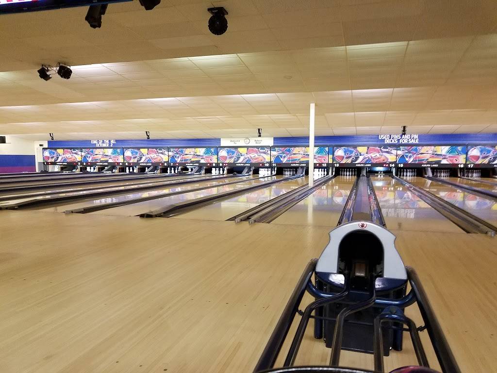 Auburn Bowl Inc | restaurant | 1815 Sprott St, Auburn, IN 46706, USA | 2609250235 OR +1 260-925-0235