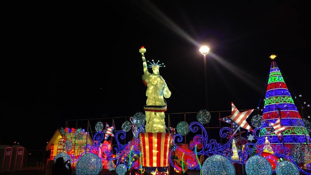 Rawhide Rodeo Arena at Wild Horse Pass | restaurant | 5700 W North Loop Rd, Chandler, AZ 85226, USA | 4805025600 OR +1 480-502-5600