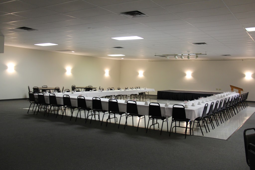 Root River Center | restaurant | 7220 W Rawson Ave, Franklin, WI 53132, USA | 4144257700 OR +1 414-425-7700