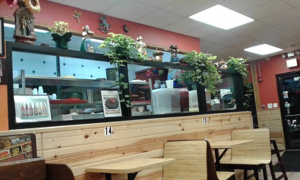 Gracies Lucky Burrito II | restaurant | 5756 W Monee Manhattan Rd, Monee, IL 60449, USA | 7082350311 OR +1 708-235-0311