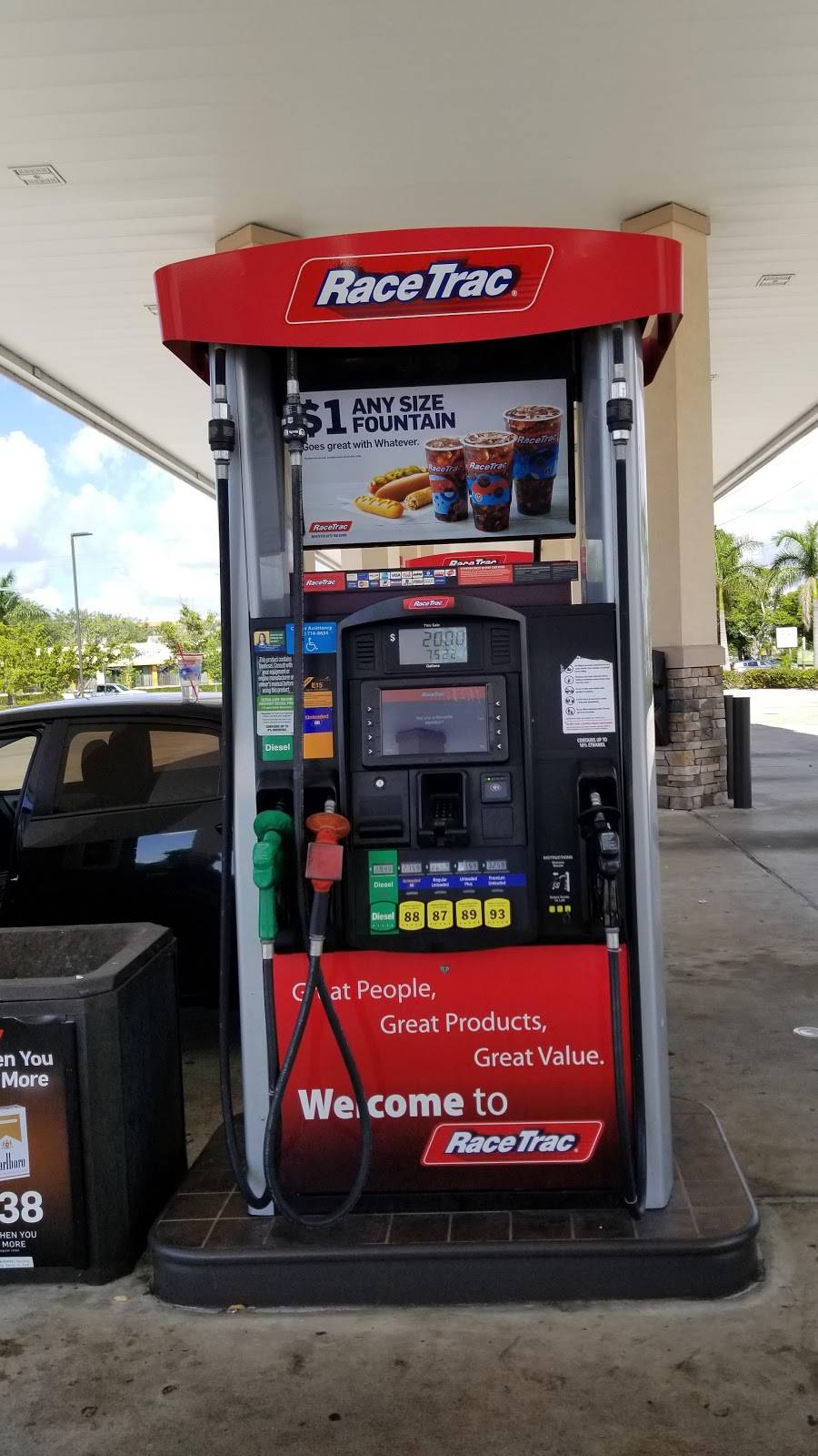 RaceTrac | bakery | 3020 NW 33rd Ave, Lauderdale Lakes, FL 33311, USA | 9547146634 OR +1 954-714-6634