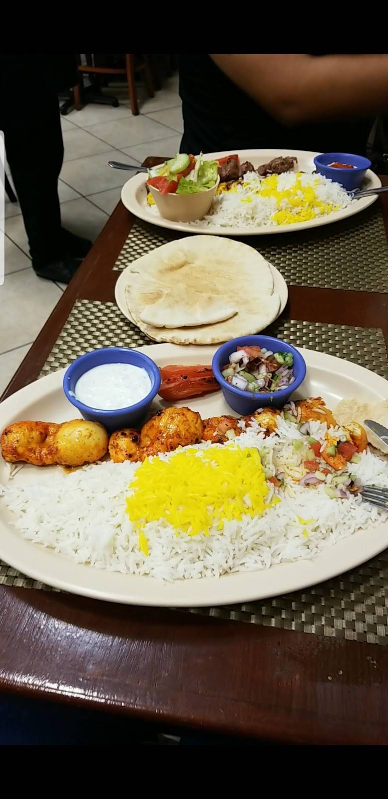 Moorpark Kabob Kitchen | restaurant | 537 E Los Angeles Ave, Moorpark, CA 93021, USA | 8055303828 OR +1 805-530-3828