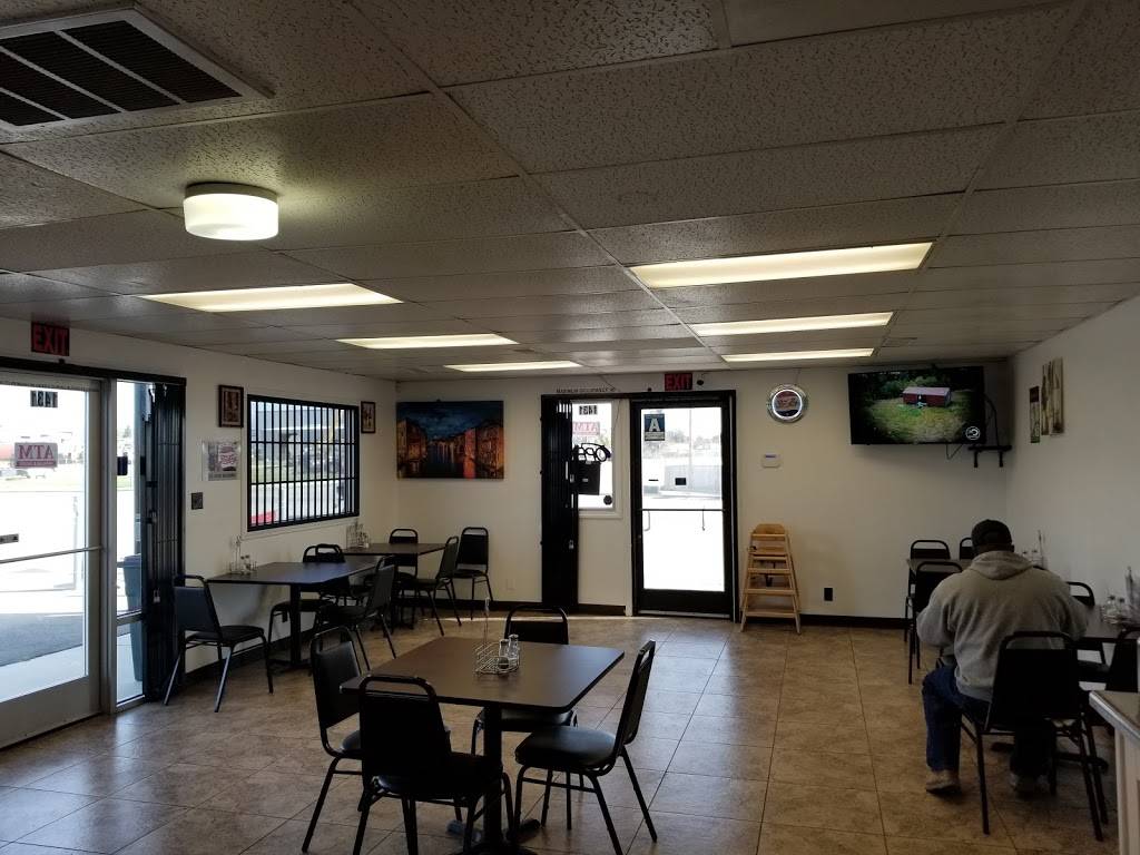 James burger | restaurant | 1431 James Rd, Bakersfield, CA 93308, USA | 6612433239 OR +1 661-243-3239