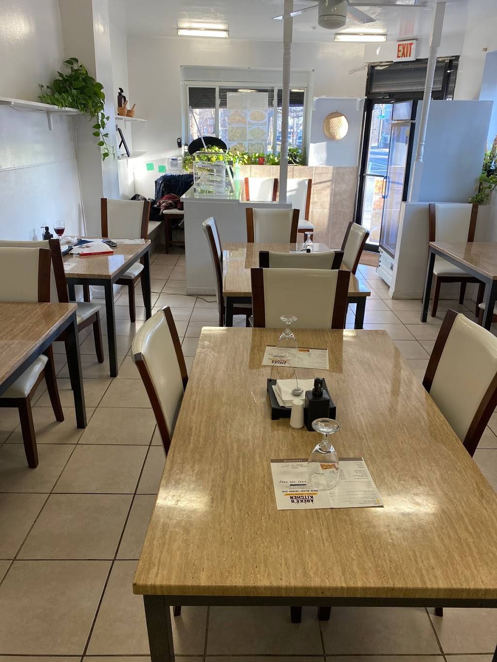 Abekes Kitchen | restaurant | 6451 Grays Ave, Philadelphia, PA 19142, USA | 2672797499 OR +1 267-279-7499