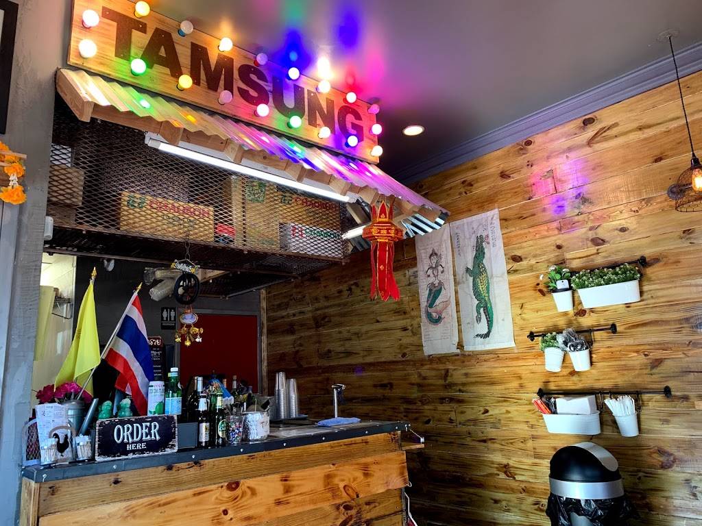 Tamsung Thai Street Eats | restaurant | 3226 Roswell Rd NW, Atlanta, GA 30305, USA | 4047489323 OR +1 404-748-9323