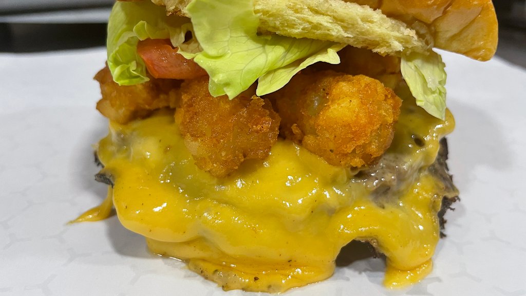 Munchies 305 | restaurant | 220 NE 30th St, Miami, FL 33137, USA | 2398877420 OR +1 239-887-7420