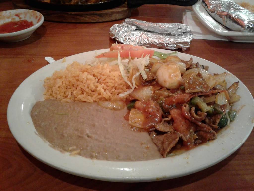 San Pedros Mexican Restaurant | restaurant | 1239 W 37th Ave, Hobart, IN 46342, USA | 2199474449 OR +1 219-947-4449