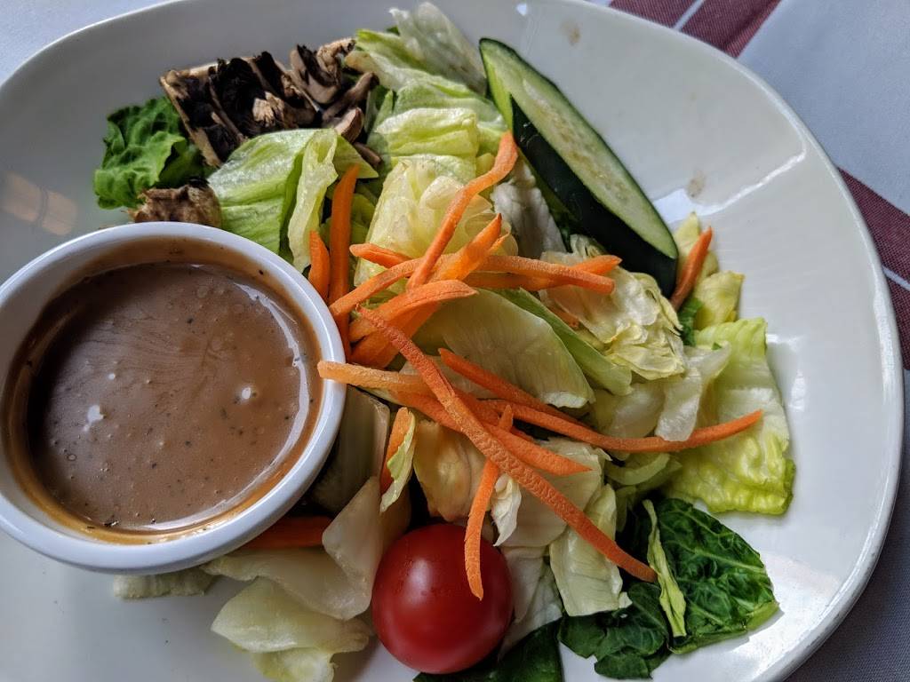 Tavern On Rush | restaurant | 1031 N Rush St, Chicago, IL 60611, USA | 3126649600 OR +1 312-664-9600