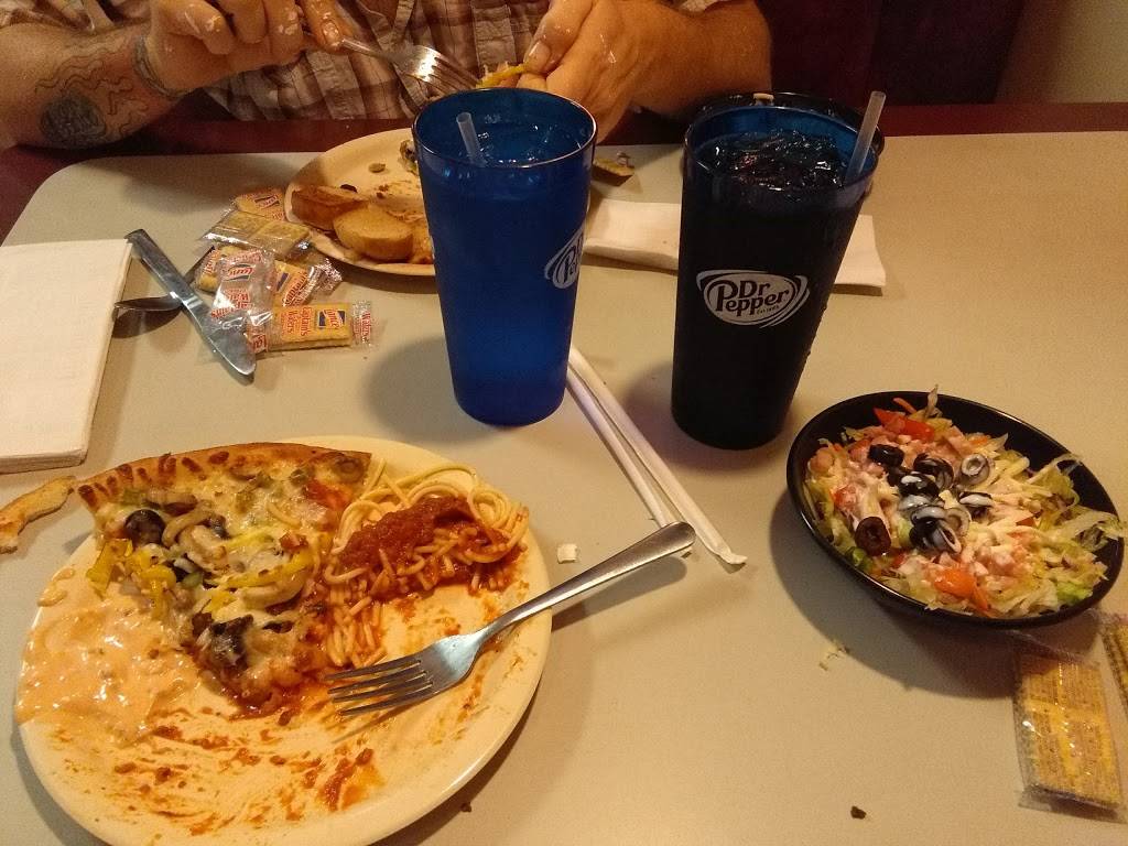 Giovannis Pizza | restaurant | 1418 Hustonville Rd, Danville, KY 40422, USA | 8592361455 OR +1 859-236-1455