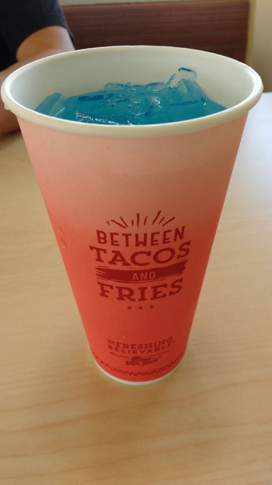 Del Taco | meal takeaway | 6014 Orangethorpe Ave, Buena Park, CA 90620, USA | 7149944800 OR +1 714-994-4800