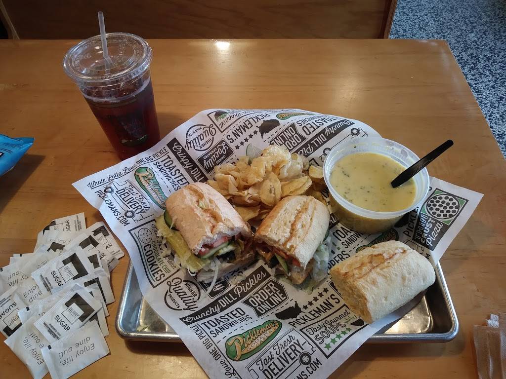 Picklemans Gourmet Cafe | meal delivery | 1503 Farnam St, Omaha, NE 68102, USA | 4025059775 OR +1 402-505-9775