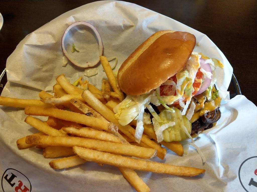 Ruby Tuesday | restaurant | 1645 Wesel Blvd, Hagerstown, MD 21740, USA | 3017453114 OR +1 301-745-3114