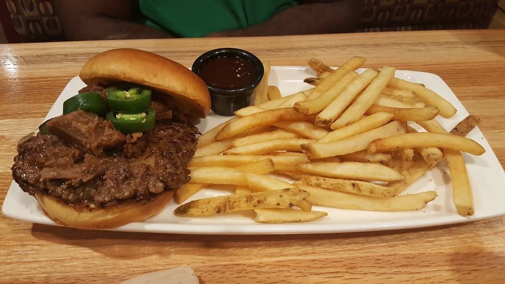 Applebees Grill + Bar | restaurant | 6464 E NW Hwy Suite 510, Dallas, TX 75231, USA | 2143617625 OR +1 214-361-7625