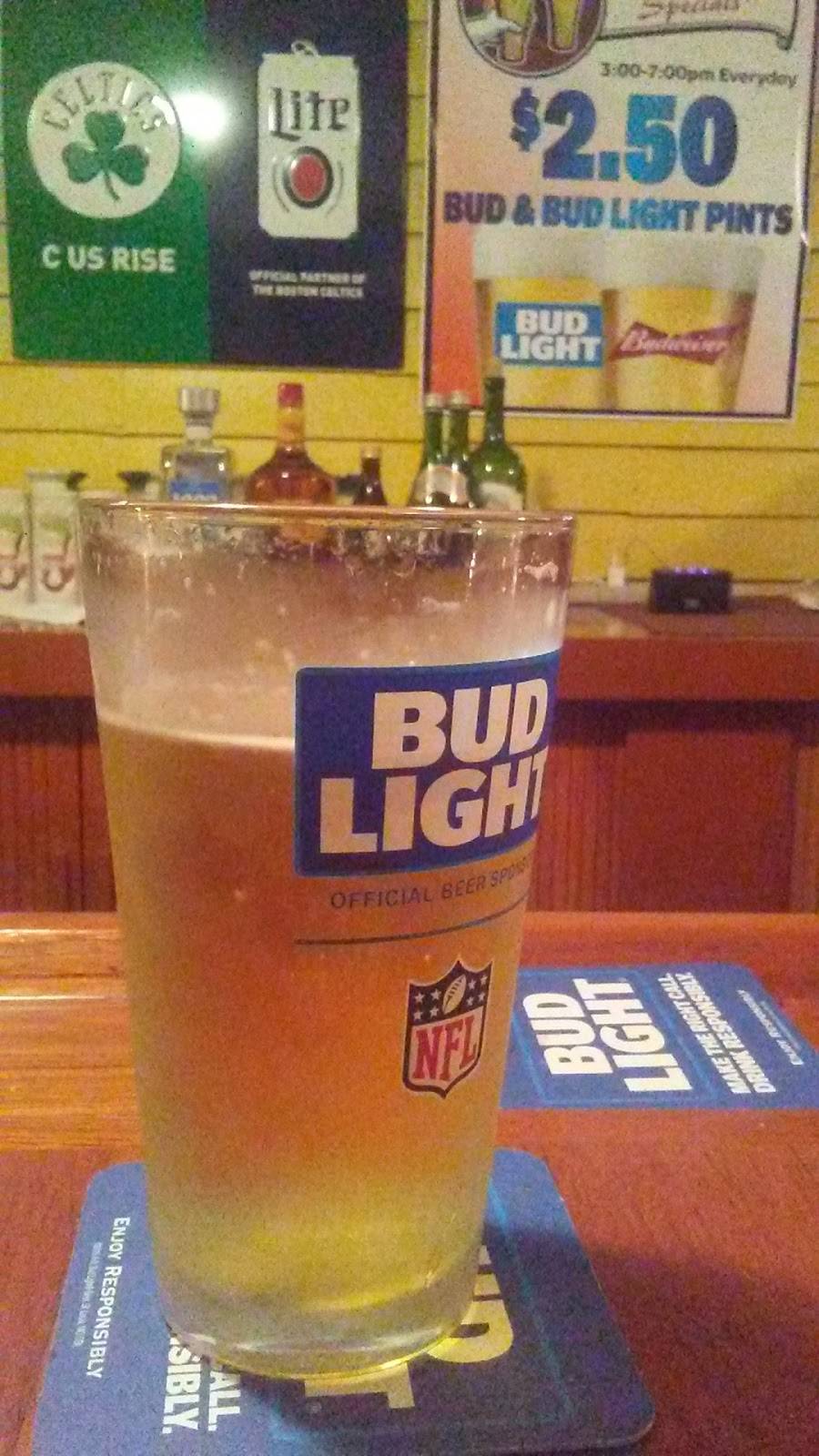 King House | restaurant | 1 Dunster Ave, Greenville, NH 03048, USA | 6038789888 OR +1 603-878-9888