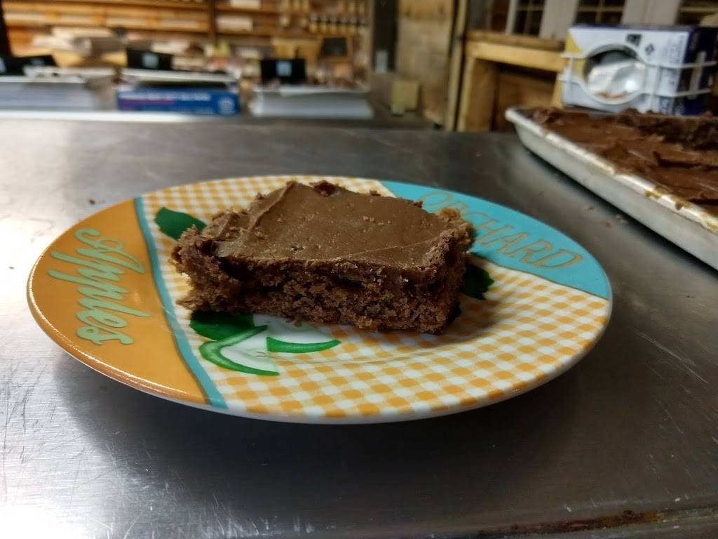 Southern Farm Table Restaurant & Bakery | bakery | 4160 Co Rd 200, Florence, AL 35633, USA | 2565777009 OR +1 256-577-7009