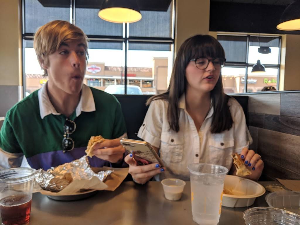 QDOBA Mexican Eats | restaurant | 301 S Bryant Ave, Edmond, OK 73034, USA | 4055135200 OR +1 405-513-5200