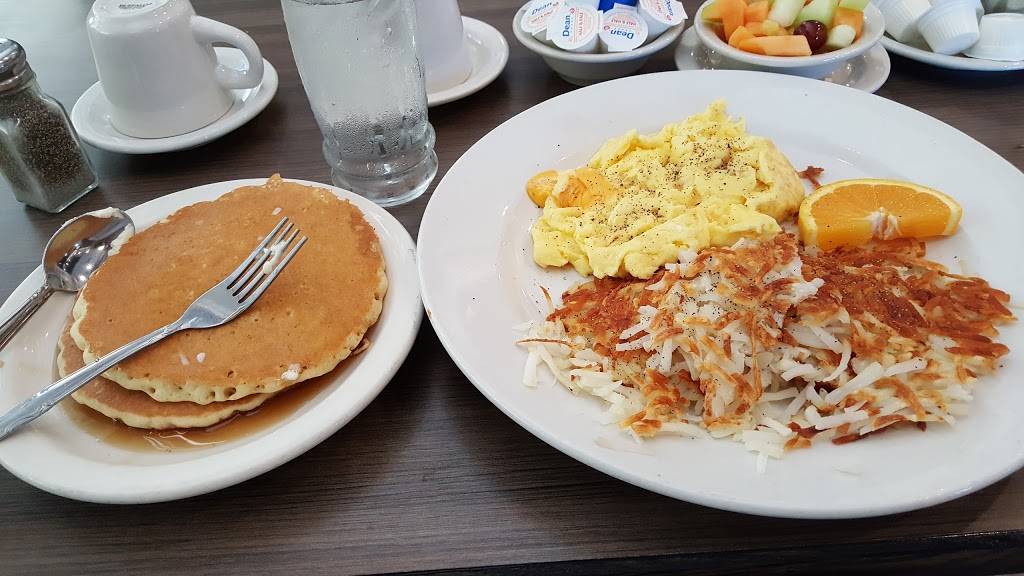 Omega Restaurant | bakery | 1823 W Wise Rd, Schaumburg, IL 60193, USA | 8475341401 OR +1 847-534-1401