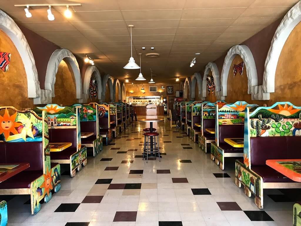 Chava’s Mexican Grill | restaurant | 669 Wabash Ave, Terre Haute, IN 47807, USA | 8122321625 OR +1 812-232-1625