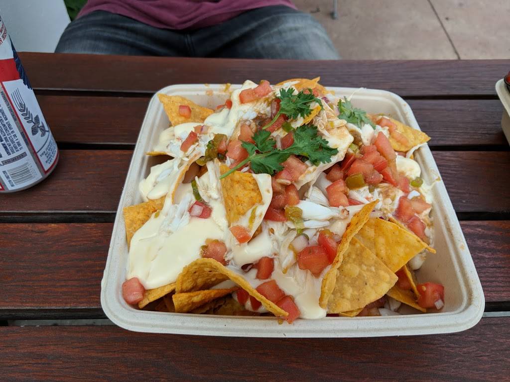 Fishtown Hops | restaurant | 1001 N Delaware Ave, Philadelphia, PA 19125, USA | 8774773715 OR +1 877-477-3715