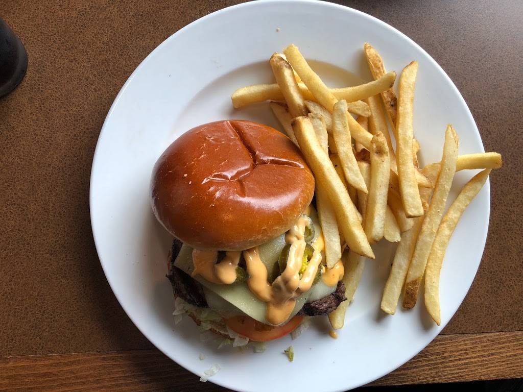 Tavern on South | restaurant | 423 W South St, Indianapolis, IN 46225, USA | 3176023115 OR +1 317-602-3115