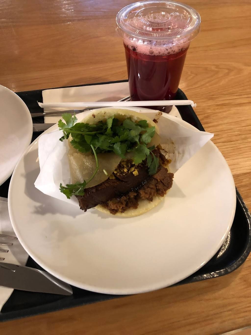 White Envelope Arepa Bar | restaurant | R. House, 301 W 29th St Suite 1006, Baltimore, MD 21211, USA | 4436811906 OR +1 443-681-1906