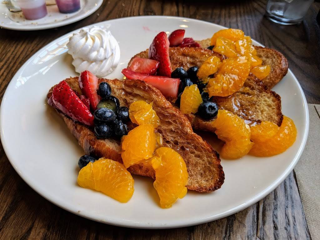 la Madeleine French Bakery & Cafe | cafe | 2156 E Williams Field Rd #101, Gilbert, AZ 85296, USA | 4804858490 OR +1 480-485-8490
