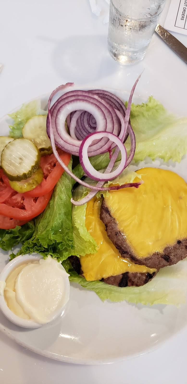 Willoughbys | restaurant | 3401 N Nimitz Hwy, Honolulu, HI 96819, USA | 8088360661 OR +1 808-836-0661