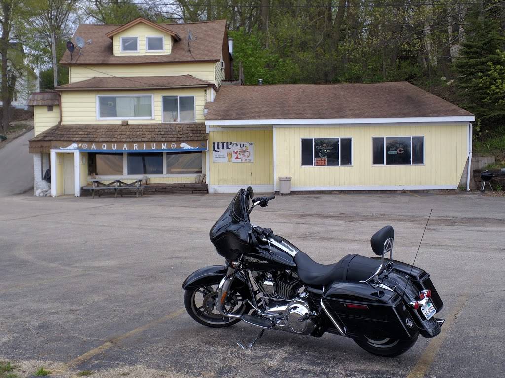 The Aquarium | restaurant | 139 Arthur Ave, Fox Lake, IL 60020, USA | 8475874544 OR +1 847-587-4544