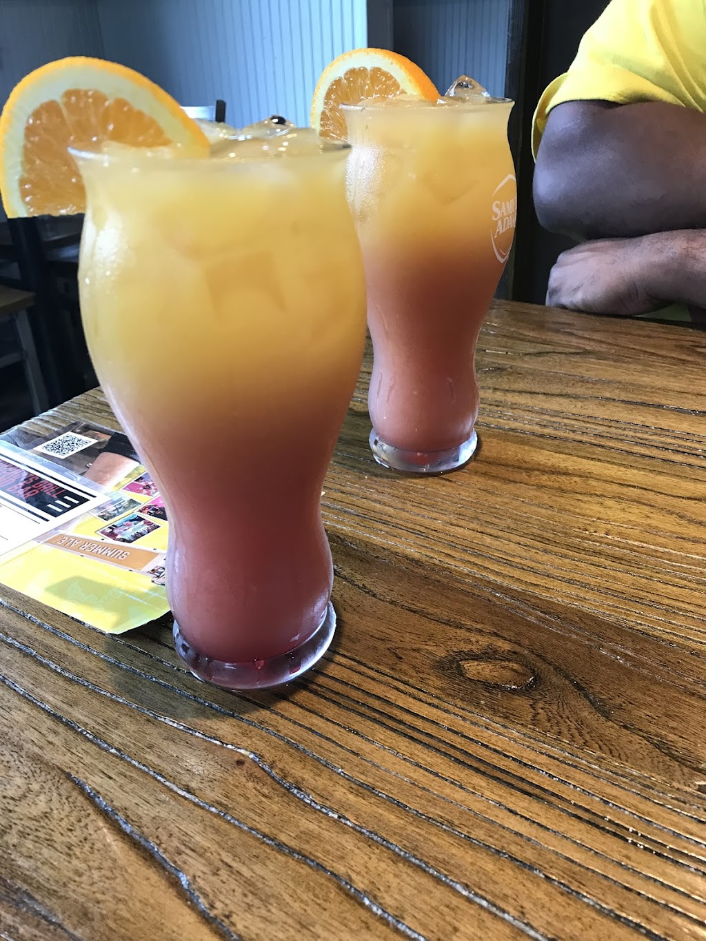 Mugshots Grill and Bar - Mobile, AL | restaurant | 6255 Airport Blvd, Mobile, AL 36608, USA | 2514472514 OR +1 251-447-2514