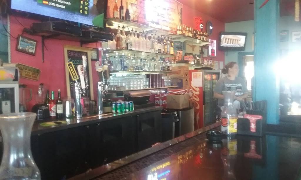 Sharkies On The Beach | night club | 10 Surf Dr, Surfside Beach, TX 77541, USA | 9792331122 OR +1 979-233-1122