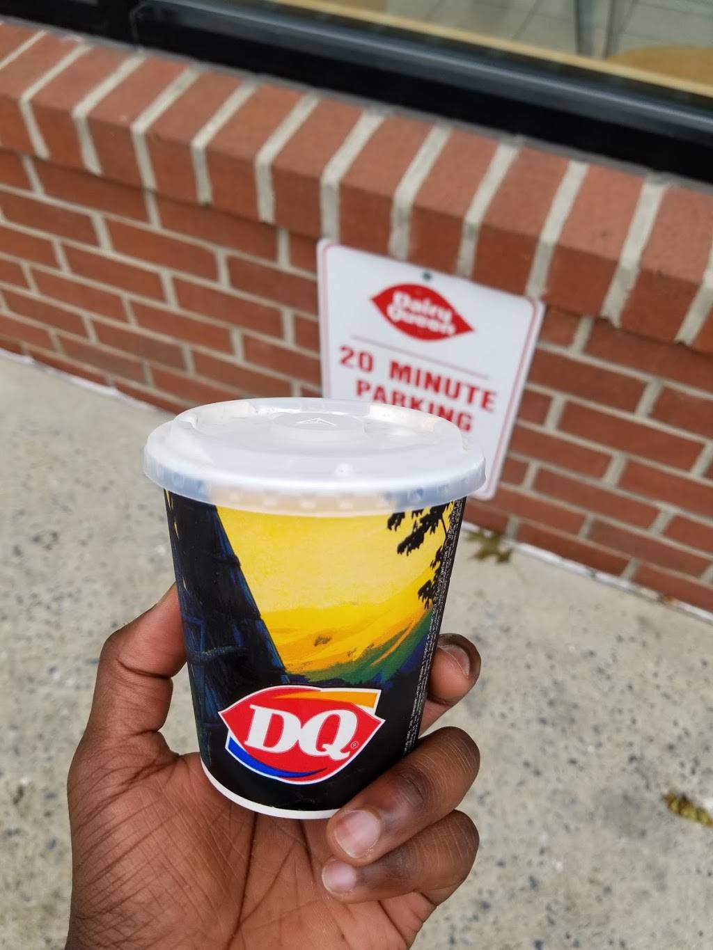 Dairy Queen | restaurant | 12603 Wisteria Dr, Germantown, MD 20874, USA | 3016013007 OR +1 301-601-3007