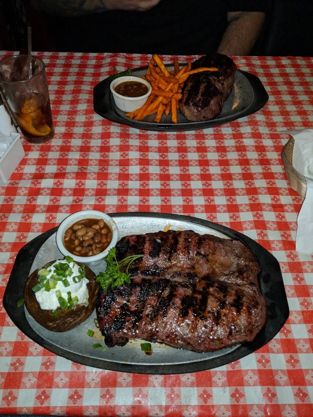 Trabuco Oaks Steakhouse | restaurant | 20782 Trabuco Oaks Dr, Trabuco Canyon, CA 92679, USA | 9495860722 OR +1 949-586-0722