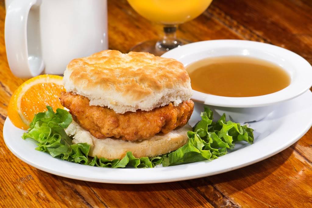 Spankys Pizza Galley & Saloon | restaurant | 317 E River St, Savannah, GA 31401, USA | 9122363009 OR +1 912-236-3009