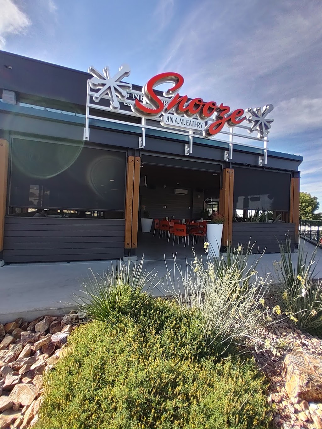 Snooze, an A.M. Eatery | restaurant | 7315 N Oracle Rd Suite 161, Tucson, AZ 85704, USA | 5206052350 OR +1 520-605-2350