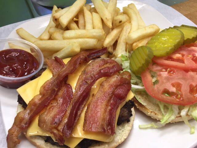 Eat Better Deli and Grill | restaurant | 4202, 527 E 137th St, Bronx, NY 10454, USA | 3472702323 OR +1 347-270-2323