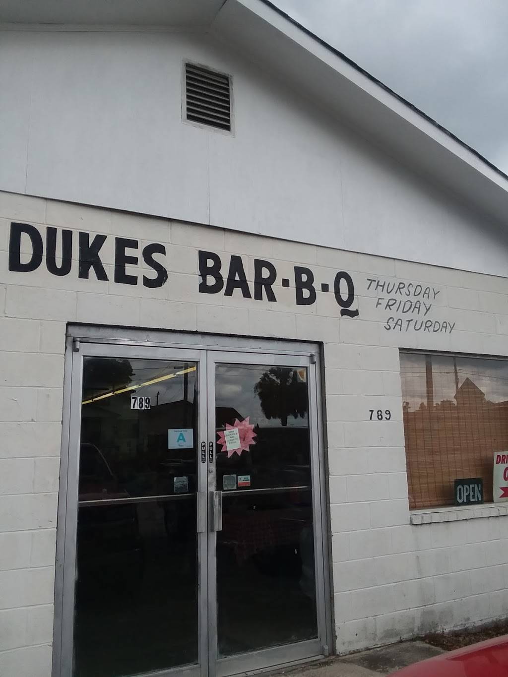 Dukes Bar-B-Q | restaurant | 801-813 Chestnut St, Orangeburg, SC 29115, USA | 8035349418 OR +1 803-534-9418