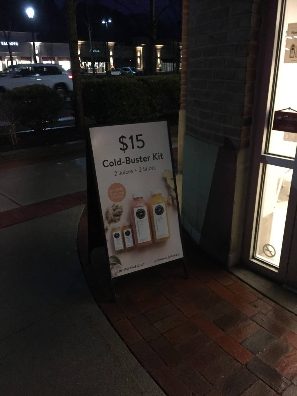 Pressed Juicery | restaurant | 180 Linden St Suite 170, Wellesley, MA 02481, USA | 7812351140 OR +1 781-235-1140