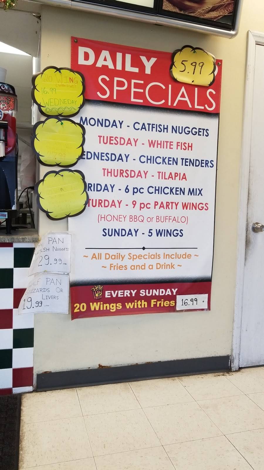 Hardys Fish & Chicken | restaurant | 996 E Steger Rd, Crete, IL 60417, USA | 7083042075 OR +1 708-304-2075