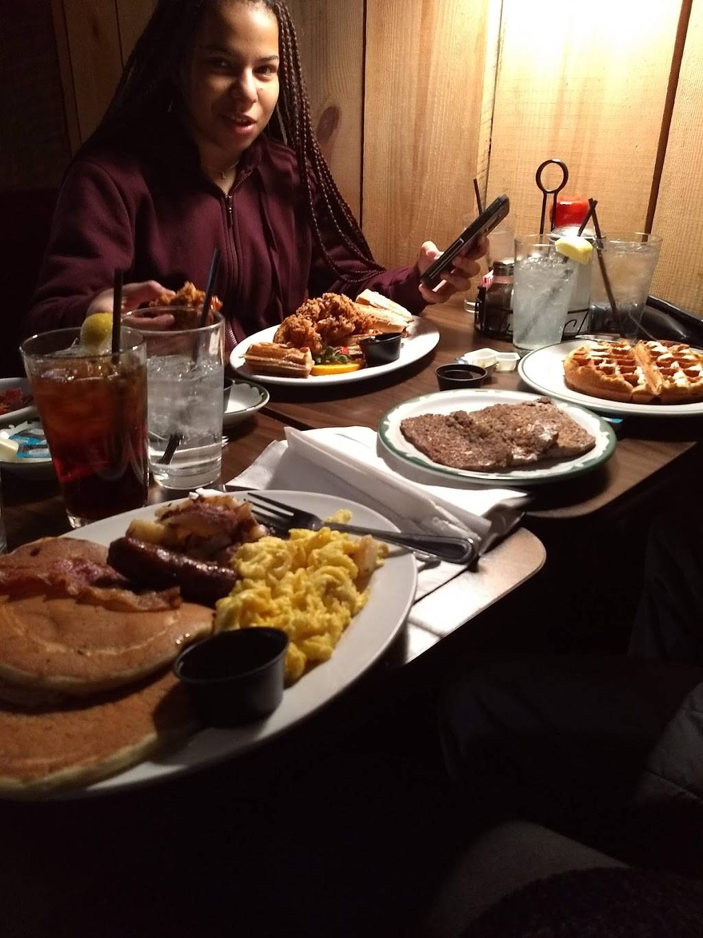 Cafe Hon | restaurant | 1002 W 36th St, Baltimore, MD 21211, USA | 4102431230 OR +1 410-243-1230