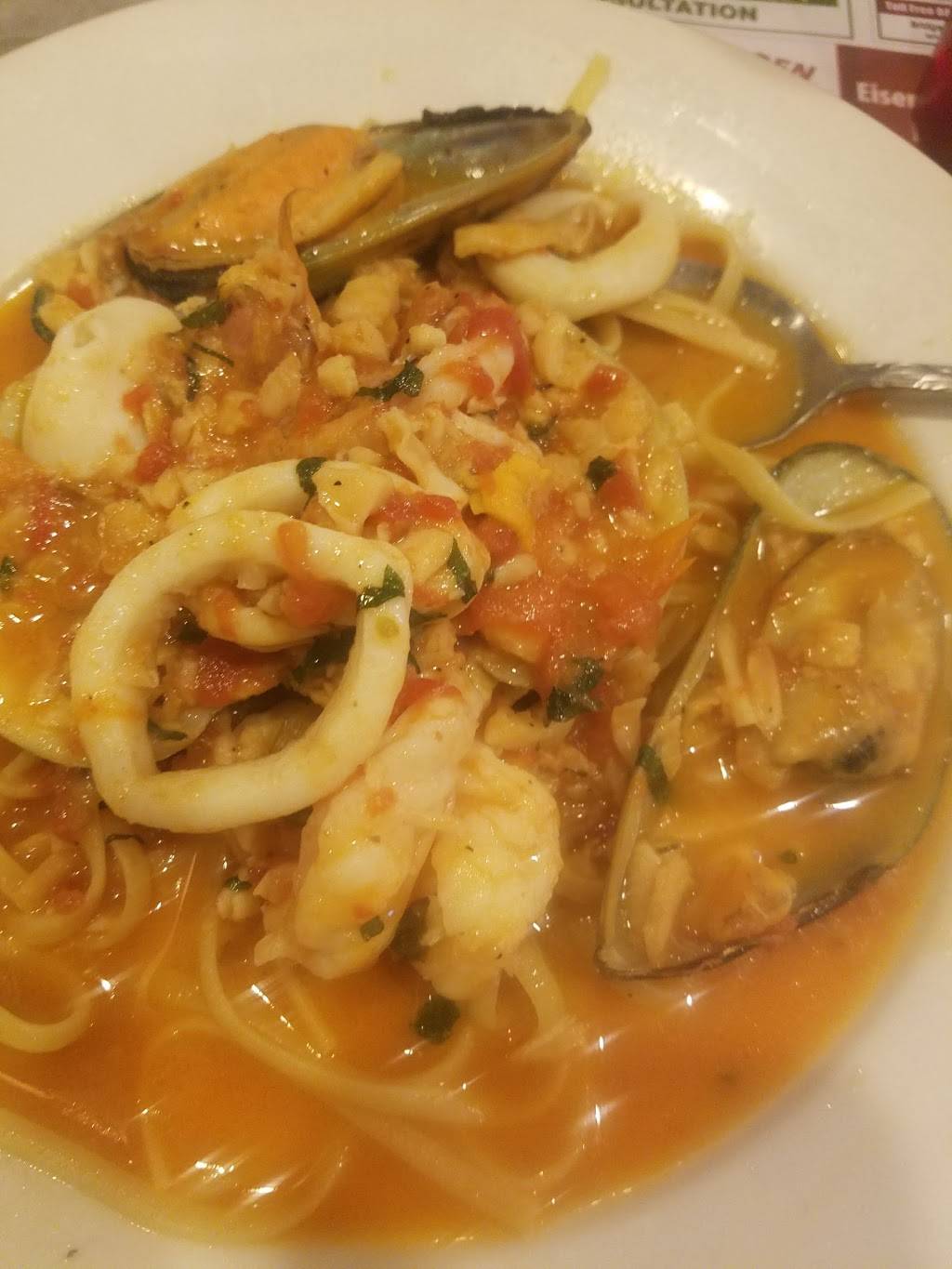 Franks Pizza | restaurant | 14 Eisenhower Pkwy, Roseland, NJ 07068, USA | 9734038070 OR +1 973-403-8070