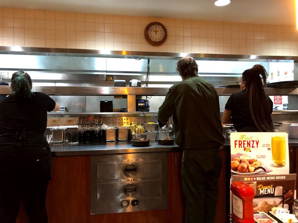 Dennys | restaurant | 5033 S Hwy 99 E Frontage Rd, Stockton, CA 95215, USA | 2099370485 OR +1 209-937-0485