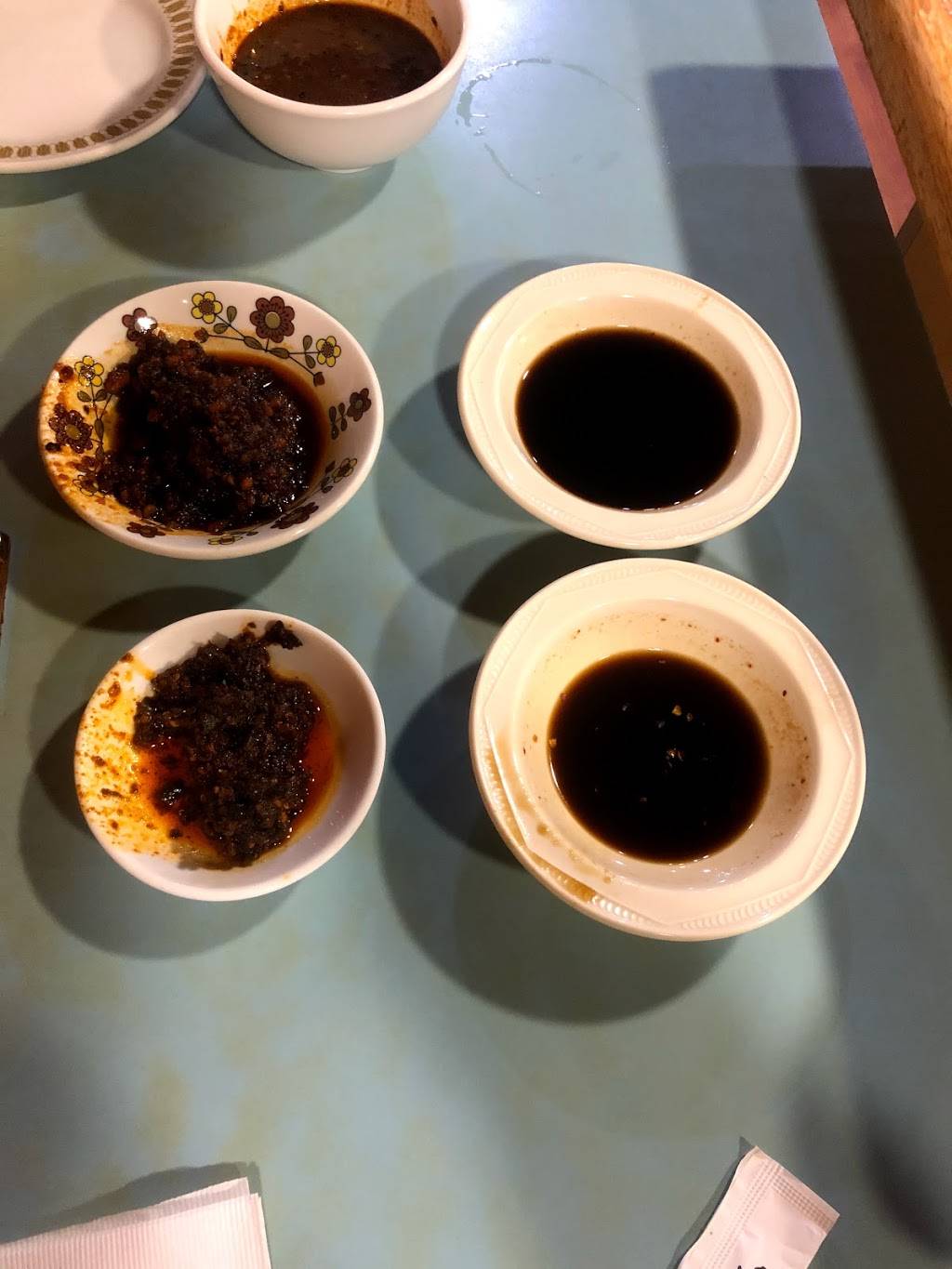 Leung Yue Hot Pot | restaurant | 1508 King St E, Kitchener, ON N2G 2P1, Canada | 5197257877 OR +1 519-725-7877