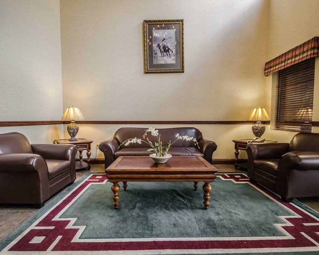 Quality Suites | restaurant | 360 Eastern Blvd, Jeffersonville, IN 47130, USA | 8122822100 OR +1 812-282-2100