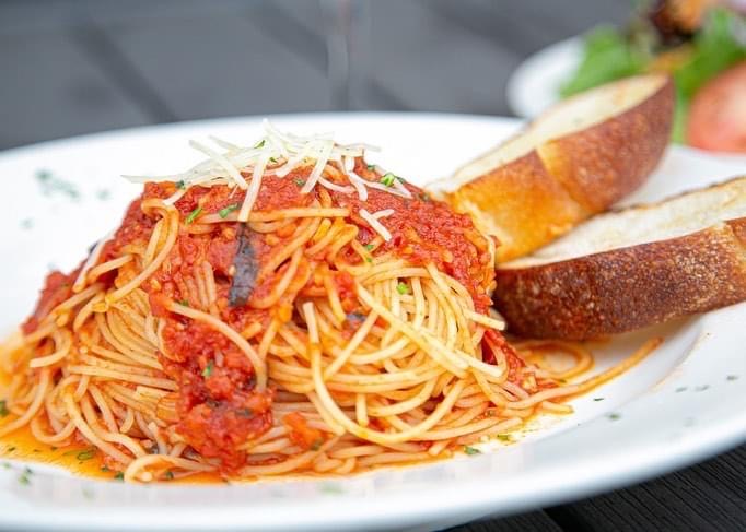 Hawthornes NY Pizza and Bar Concord | restaurant | 25 Union St N, Concord, NC 28025, USA | 7047879676 OR +1 704-787-9676