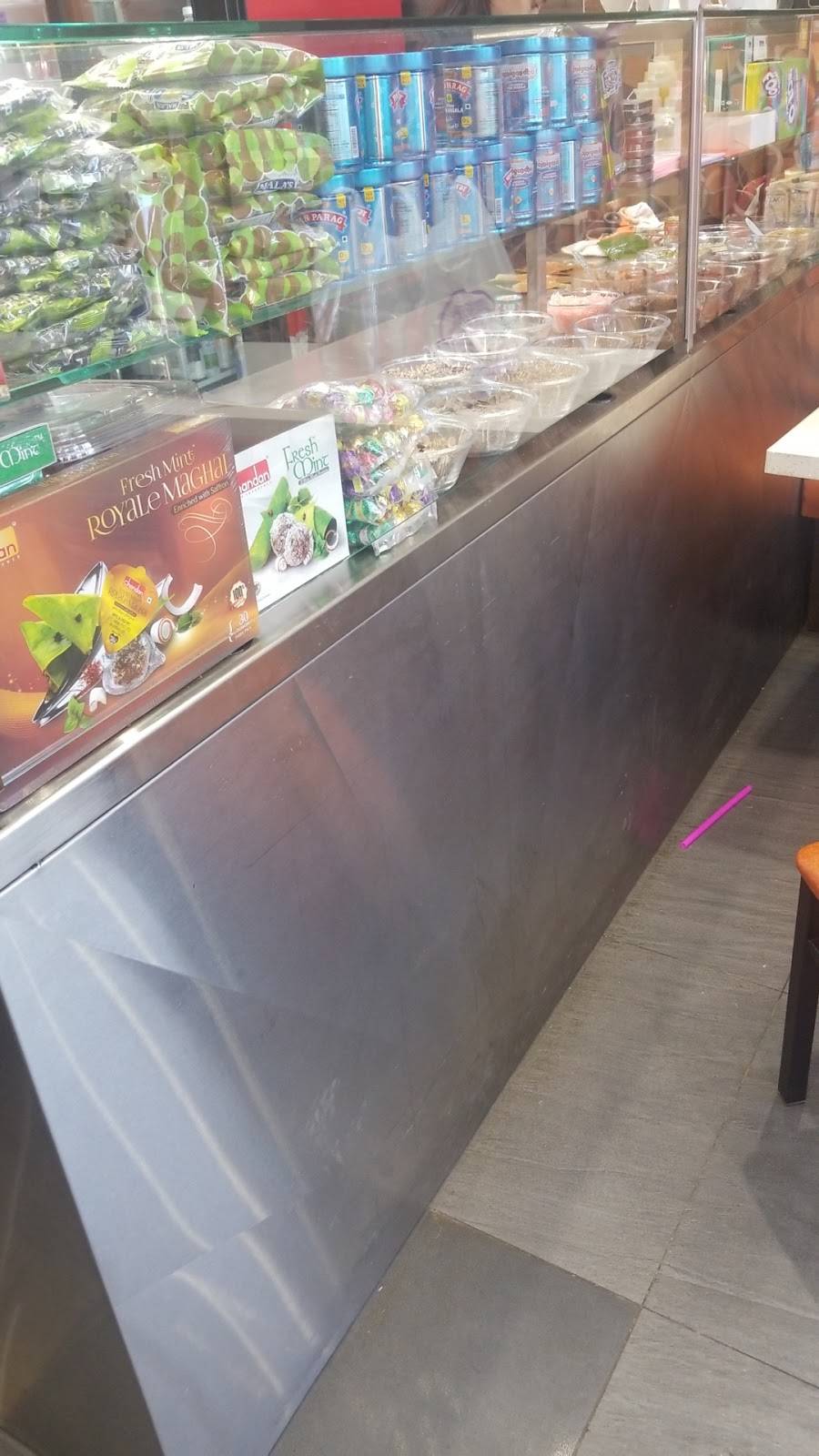 Royal India Grocers | restaurant | 3050 Artesian Dr, Mississauga, ON L5M 7P5, Canada | 9055697222 OR +1 905-569-7222