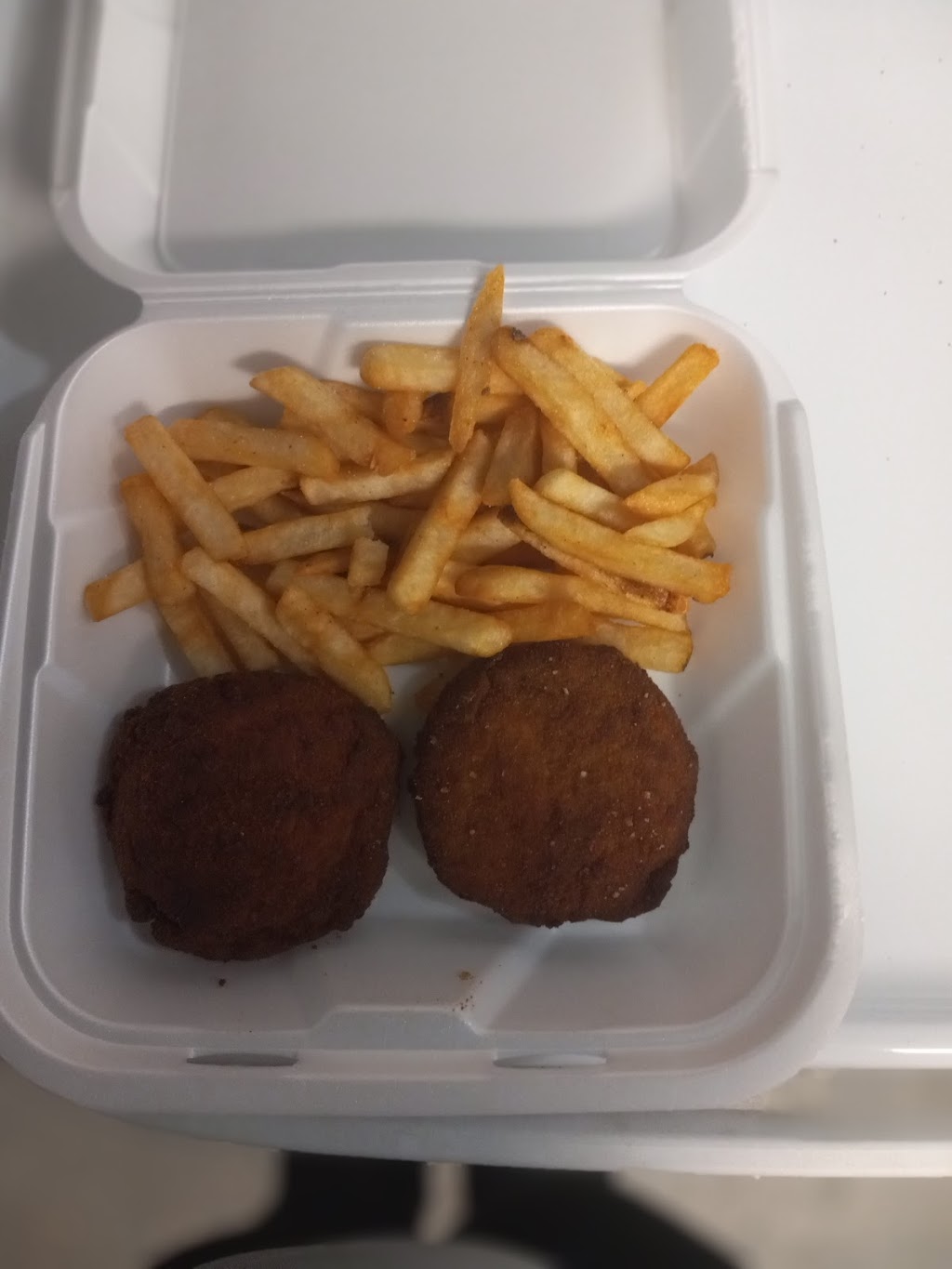 CR Snack House | restaurant | 4715 N 40th St, Tampa, FL 33610, USA | 8132524990 OR +1 813-252-4990